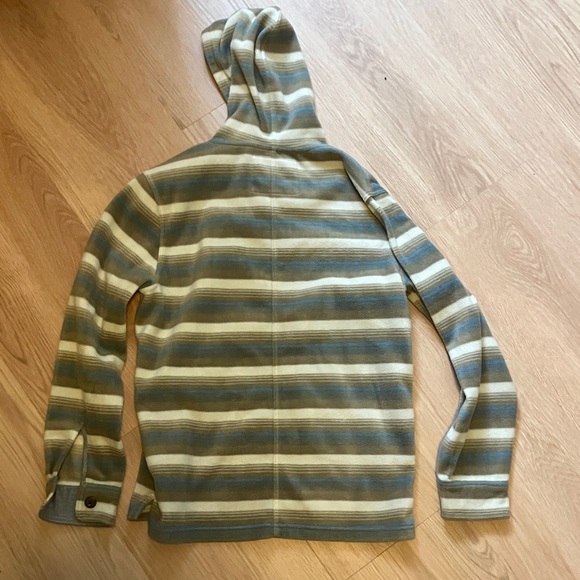 VISSLA Green and Gray Striped Hoodie - Picture 11 of 14